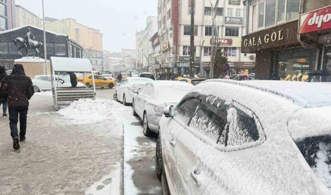 Hakkari’de okulların bir gün süreyle tatil edilmesinin ardından beklenen kar