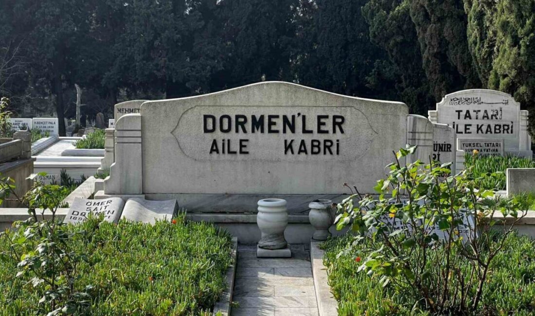 Türk tiyatrosunun duayen ismi Haldun Dormen’in cenazesi, Teşvikiye Camii’nde kılınan