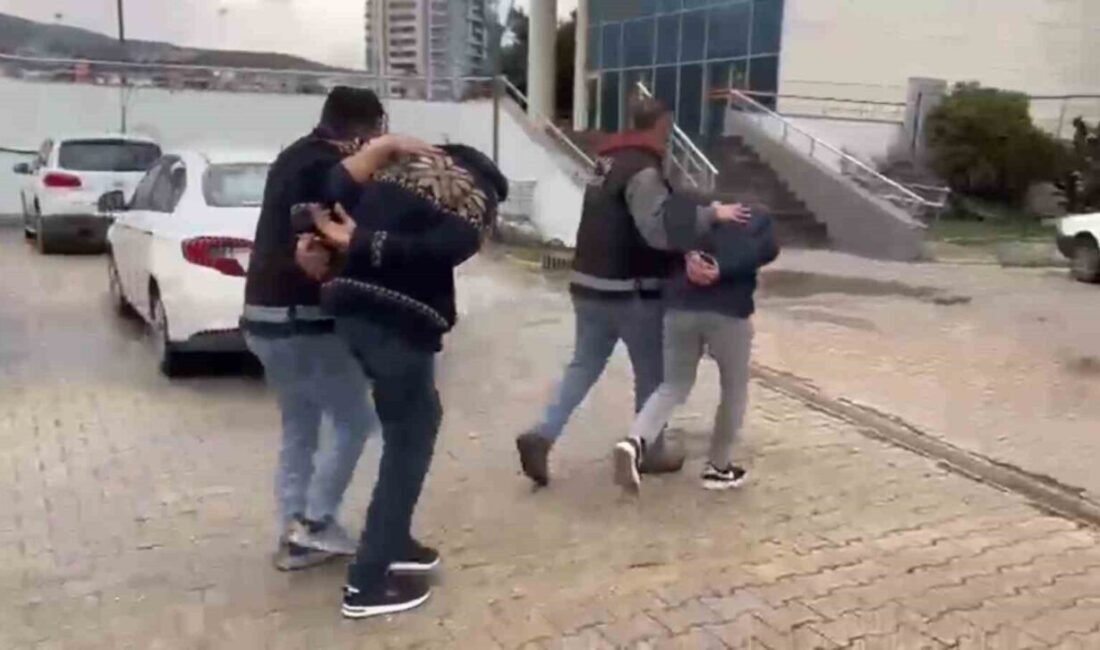 Hatay’da Emniyet Müdürlüğü ekipleri tarafından aranan şahısların yakalanmasına yönelik yürütülen