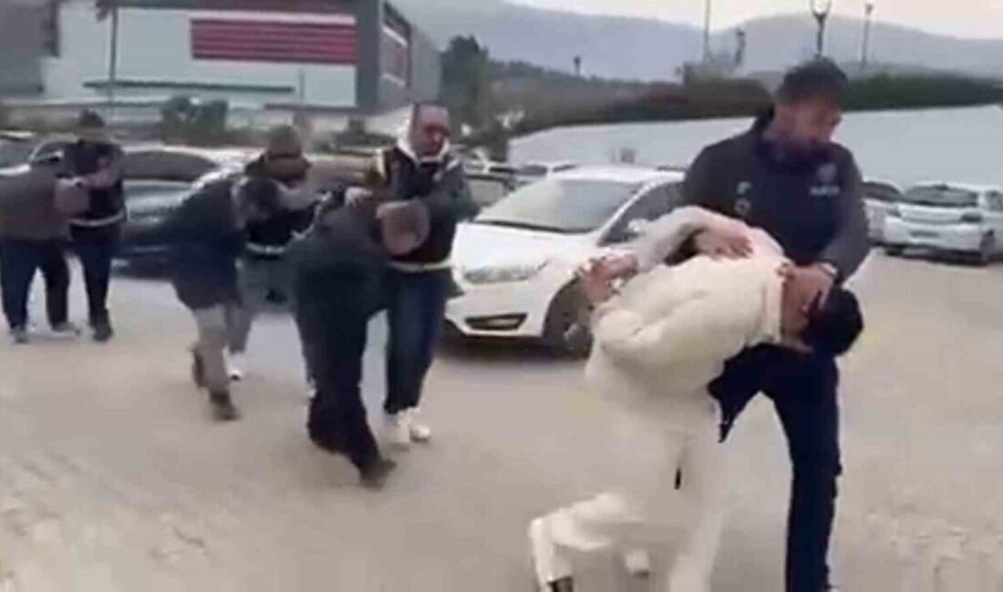 Hatay Emniyet Müdürlüğü ekipleri tarafından aranan şahısların yakalanmasına yönelik yürütülen