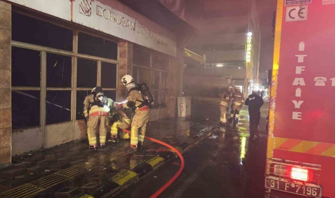 Hatay’da akaryakıt istasyonunun yanındaki müstakil binada yangın çıktı. Yangın, itfaiye