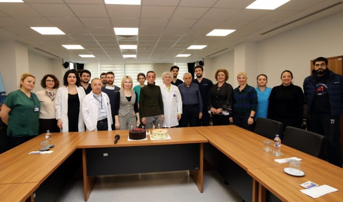 Türkiye’nin ilk yüz nakli operasyonu yapılan Uğur Acar, naklin 14.