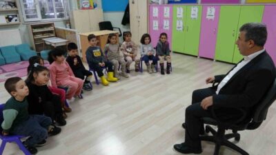 Gaziantep’te yaşayan Sultan Yıldız, göz tansiyonu nedeniyle 3 yaşındayken arka