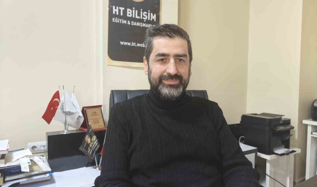 Bilişim Uzmanı Hakan Topuzoğlu, bilişim dünyasında son zamanlarda servis sağlayıcılarının