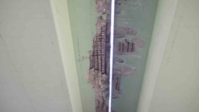 İstanbul Büyükşehir Belediyesi’ne (İBB) ait Balıkyolu Köprüsü, bakımsızlık nedeniyle hem