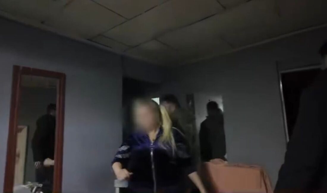 Iğdır’da düzenlenen fuhuş operasyonunda 2 kişi tutuklanarak cezaevine gönderildi. Edinilen