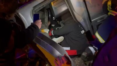 Iğdır’da meydana gelen trafik kazasında 2 kişi hastaneye kaldırıldı. Kaza,