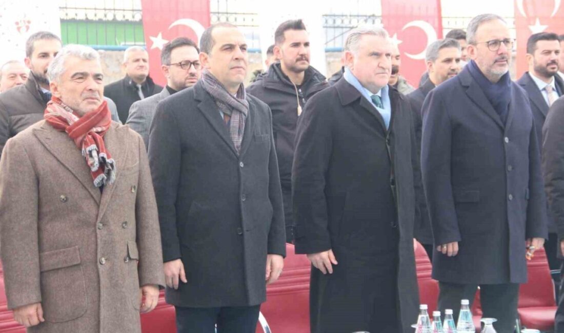 Iğdır’da yapımı tamamlanan şehir stadyumu, Gençlik ve Spor Bakanı Osman
