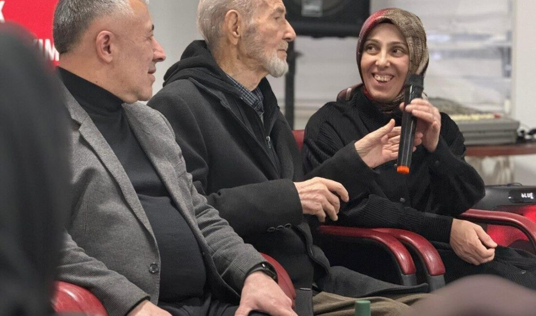 AK Parti Bilecik İl Başkanı Serkan Yıldırım, eşi Berrin Yıldırım