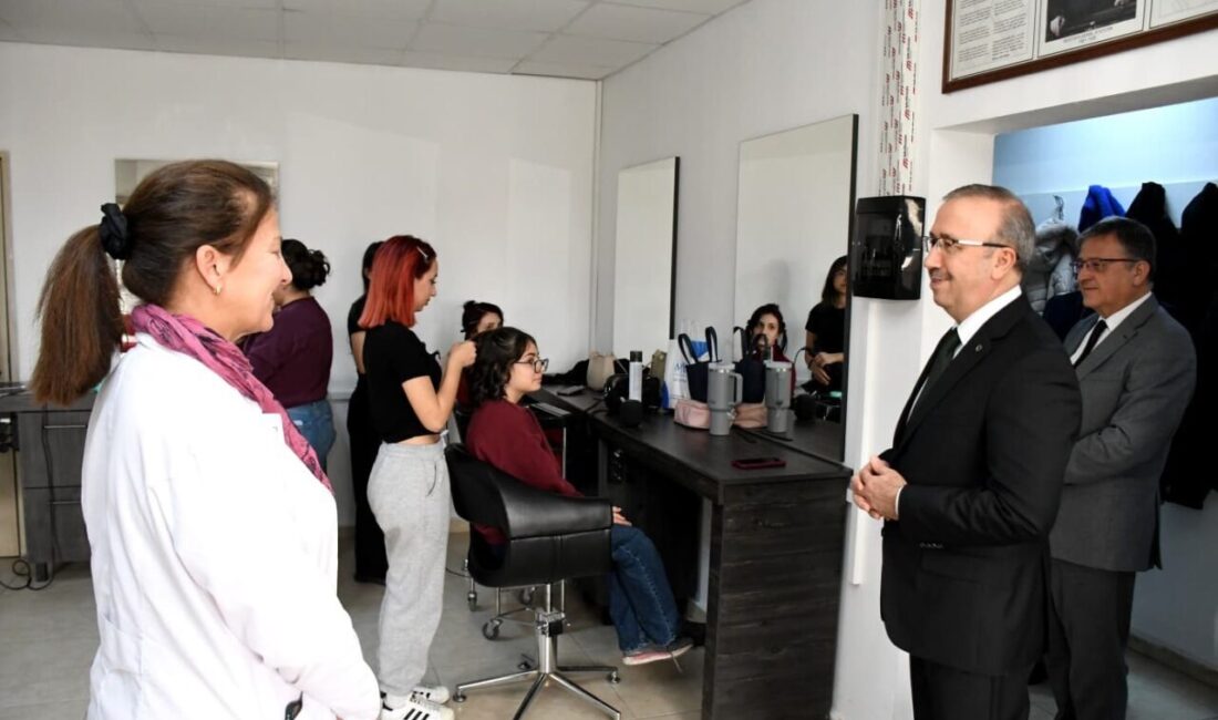 Eskişehir İl Milli Eğitim Müdürü Sinan Aydın, Tepebaşı Halk Eğitimi