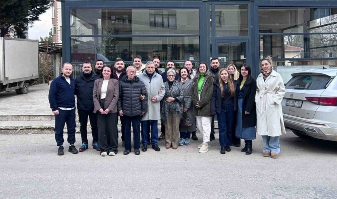 Eskişehir’de 1997 yılında ilkokula başlayan öğrenciler, tam 24 yıl sonra