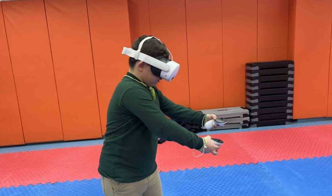 DÜZCE (İHA) – 19 Mayıs İlkokulu öğrencileri Bahçeşehir Gençlik Merkezi’nde