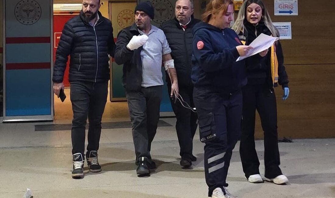 Bursa’nın İnegöl ilçesinde mobilya fabrikasında daire testere ile parça kesen