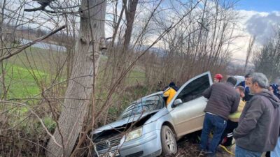 Bursa’nın İnegöl ilçesinde meydana gelen tek taraflı kazada, kontrolden çıkan