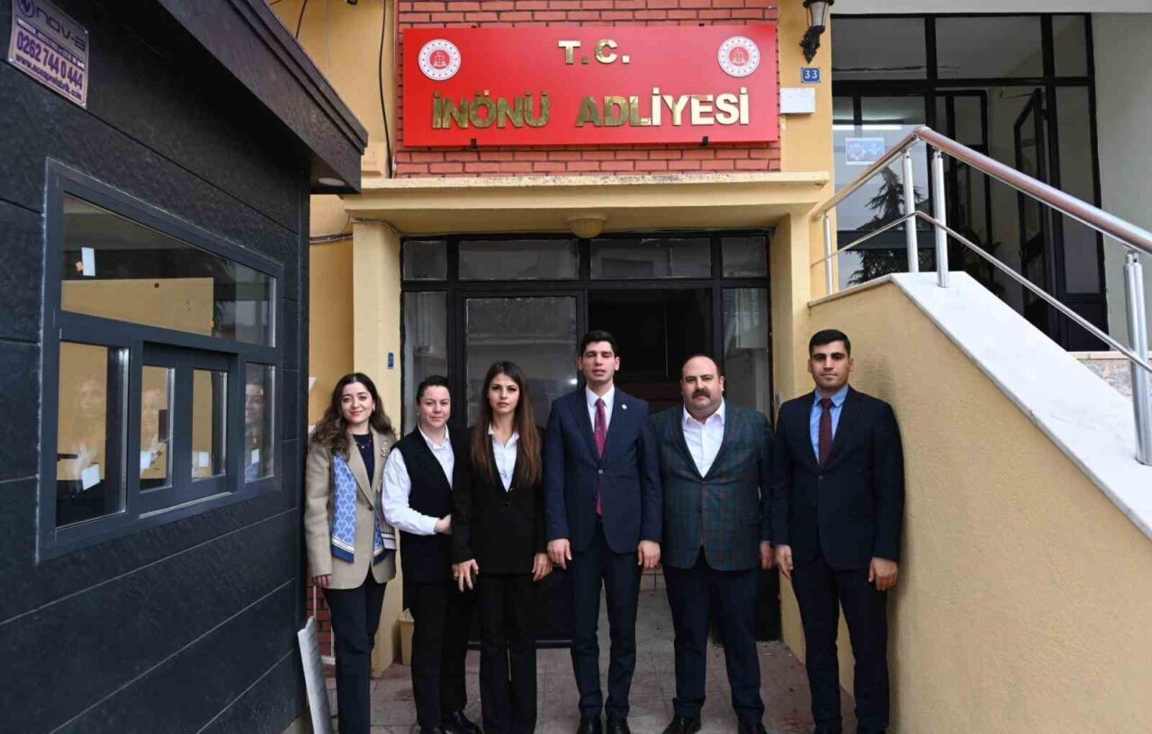 İnönü Belediye Başkanı Serhat Hamamcı, İlçe Kaymakamı Talha Atılay Teymur