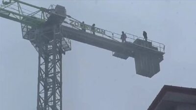 Samsun’un Çarşamba ilçesinde yapımı süren toplu konut inşaatında çalışan bazı