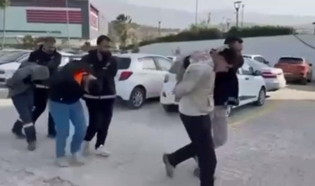 Hatay’ın İskenderun ilçesinde aranan şahısların yakalanmasına yönelik yapılan çalışmada işledikler