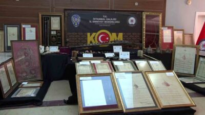 İstanbul’da tarihi eser kaçakçılığına yönelik düzenlenen operasyonda, farklı dönemlere ait