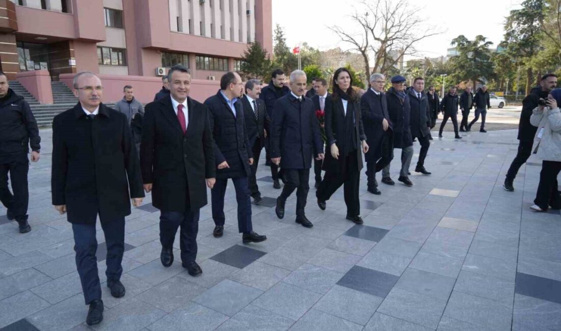 SAMSUN (İHA) – Ulaştırma ve Altyapı Bakanı Abdülkadir Uraloğlu, Samsun