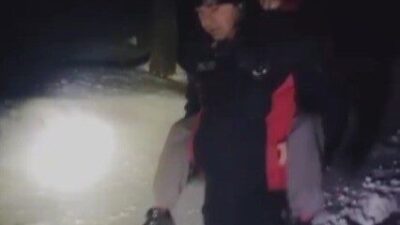 Kahramanmaraş’ta bağ evinde rahatsızlanıp yoğun kar nedeniyle mahsur kalan iki