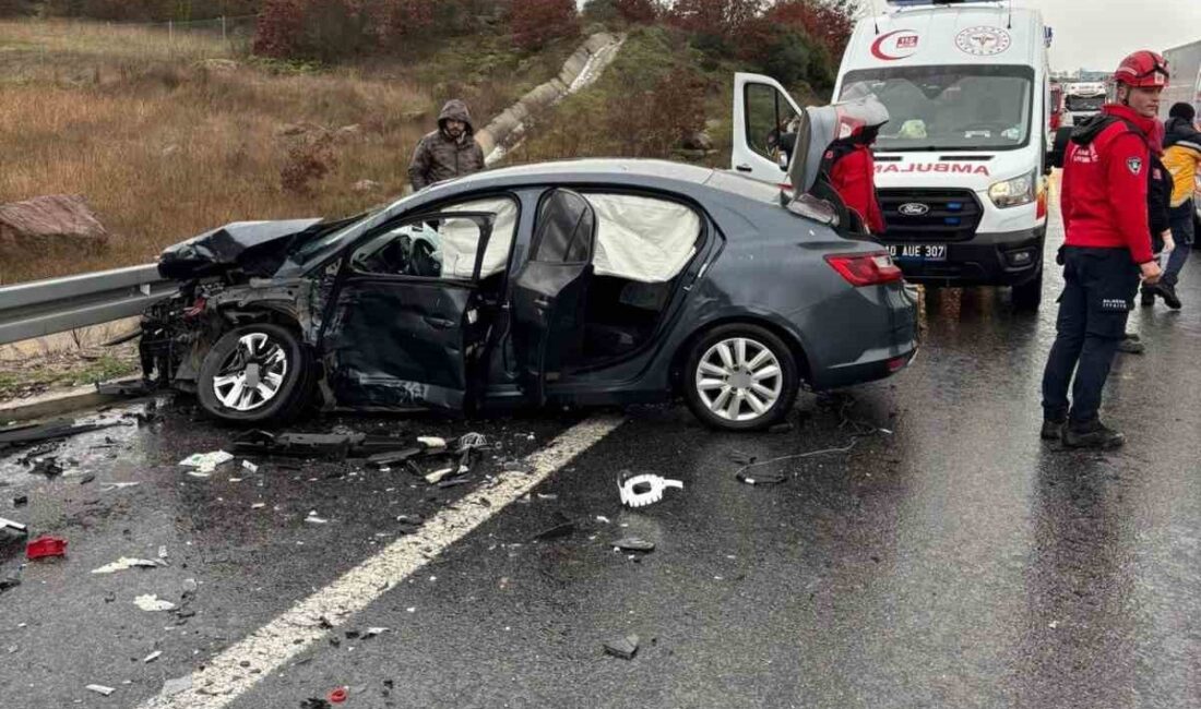 İzmir-İstanbul Otoyolu’nda 12 aracın karıştığı zincirleme trafik kazasında 1 kişi