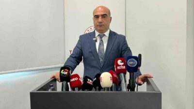 İzmir İl Sağlık Müdürü Doç. Dr. Ayhan Kul, İzmir’in sağlık