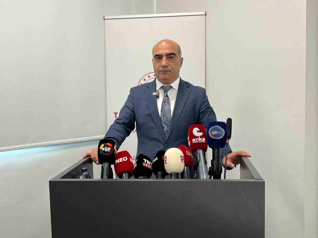 İzmir İl Sağlık Müdürü Doç. Dr. Ayhan Kul, İzmir’in sağlık