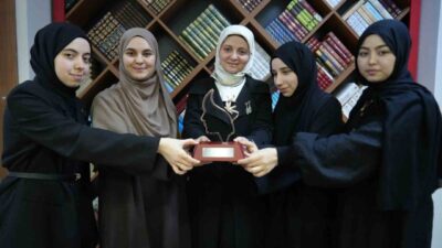 Kocaeli’nin İzmit ilçesindeki Mehmet Akif Ersoy Kız Anadolu İmam Hatip