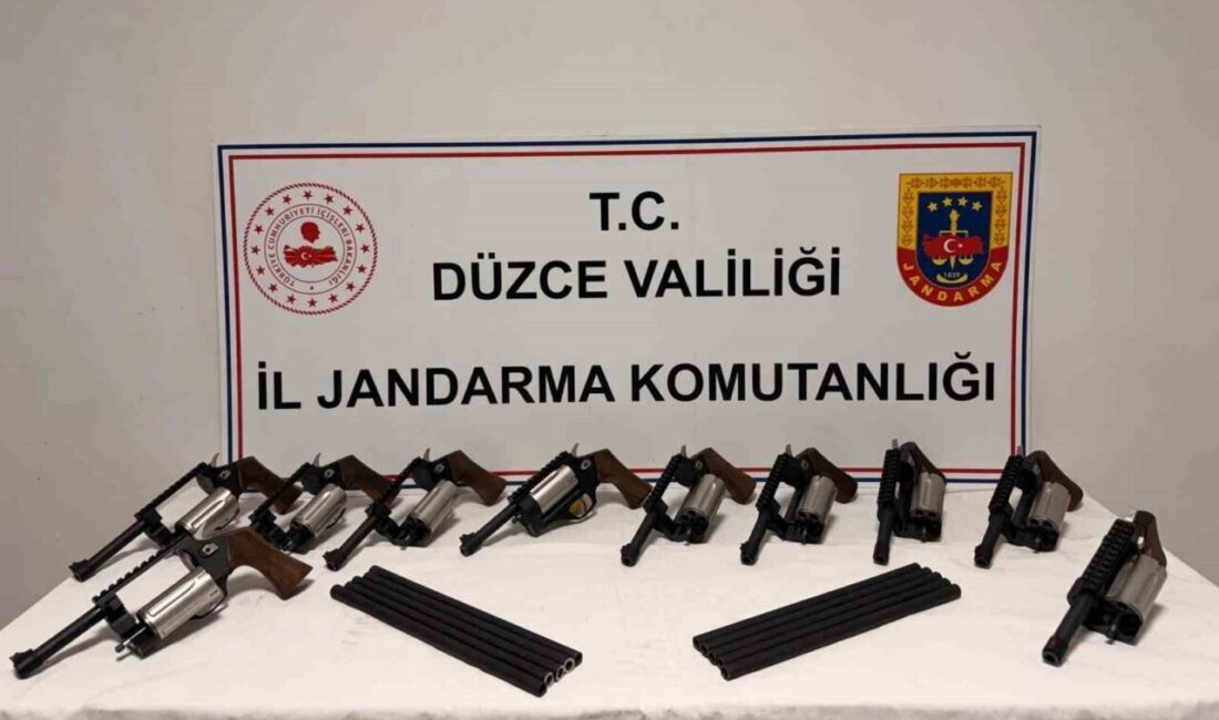 Düzce İl Jandarma Komutanlığı ekipleri yaptıkları operasyonda Afyonkarahisar’dan, Düzce’ye kaçak
