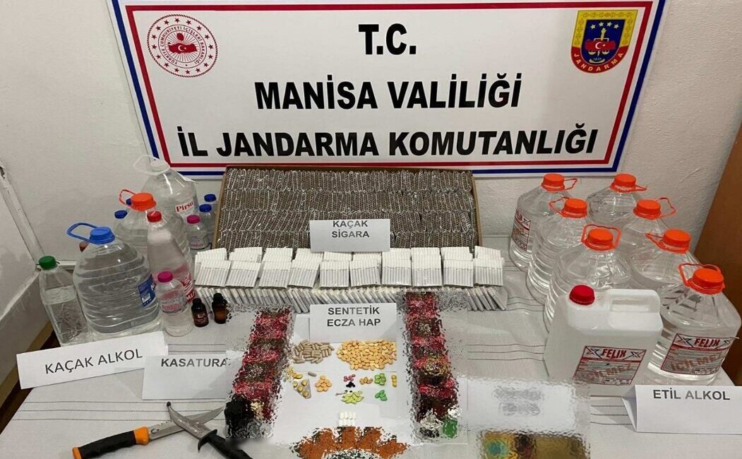 Manisa’nın Akhisar İlçe Jandarma Komutanlığına bağlı JASAT ve asayiş timlerince