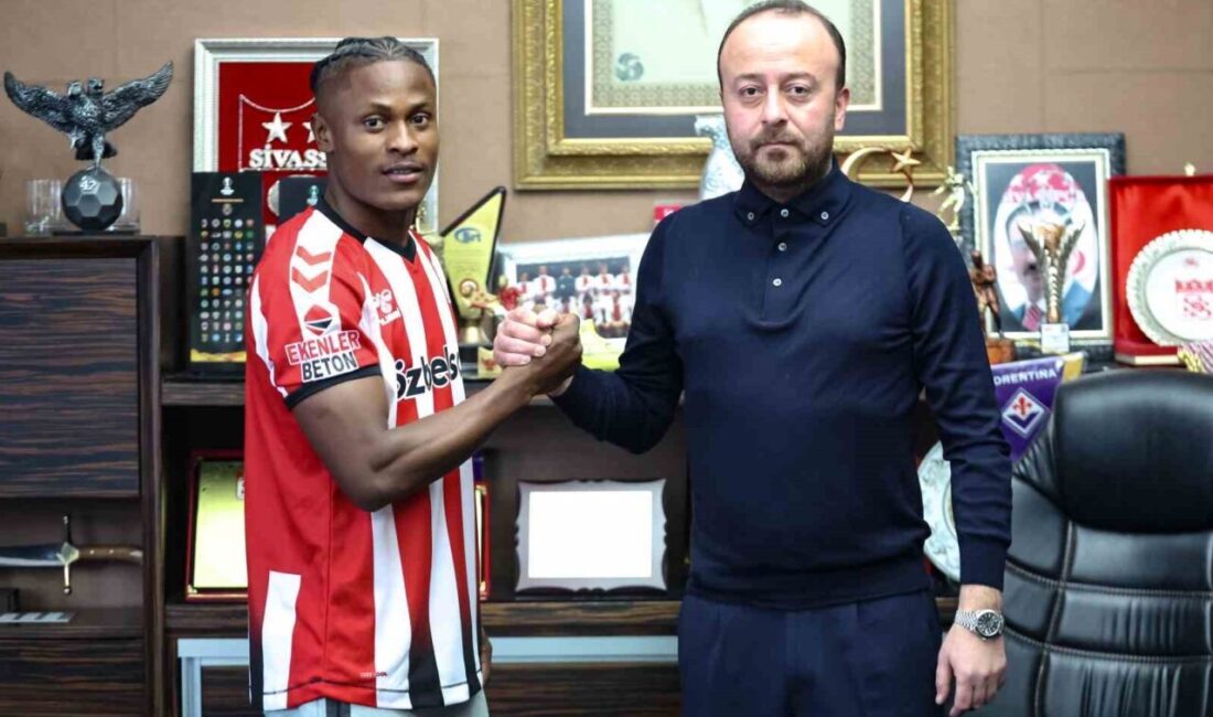 Devre arası transfer çalışmalarını sürdüren Özbelsan Sivasspor, 22 yaşındaki forvet