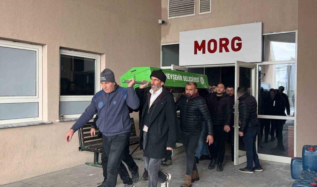 Nevşehir’de kafası bazaya sıkışan 2 buçuk yaşındaki Amine hayatını kaybetti.