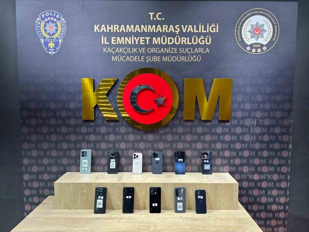 Kahramanmaraş’ta polisin düzenlediği kaçakçılık ve narkotik operasyonlarında 8 şüpheli yakalandı.