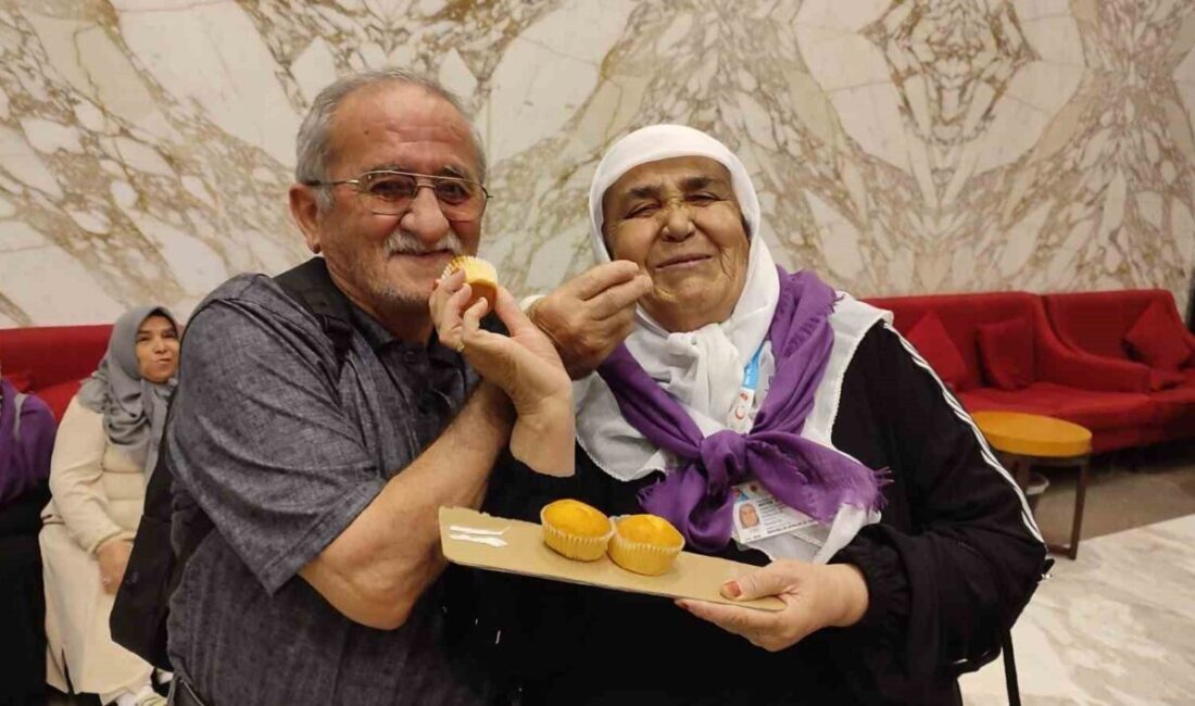 Denizli İl Müftülüğü organizasyonuyla umre için kutsal topraklarda bulunan ve