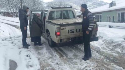 Zonguldak’ın Devrek ilçesi Mahmutoğlu Köyünde ikamet eden kanser hastası yaşlı