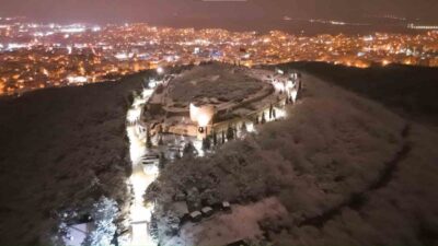 İstanbul’un en yüksek noktalarından biri olan tarihi Aydos Kalesi, etkili