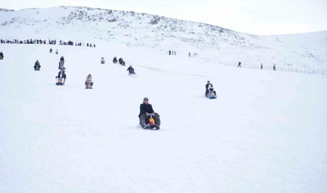 Niğde’de etkili olan kar yağışının ardından yeniden faaliyete geçen Ketençimen