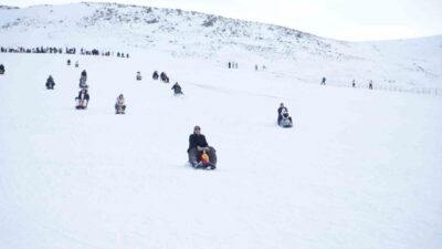Niğde’de etkili olan kar yağışının ardından yeniden faaliyete geçen Ketençimen
