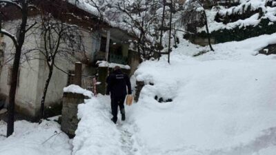 Karabük’te etkili olan yoğun kar yağışı ve olumsuz hava koşullarına