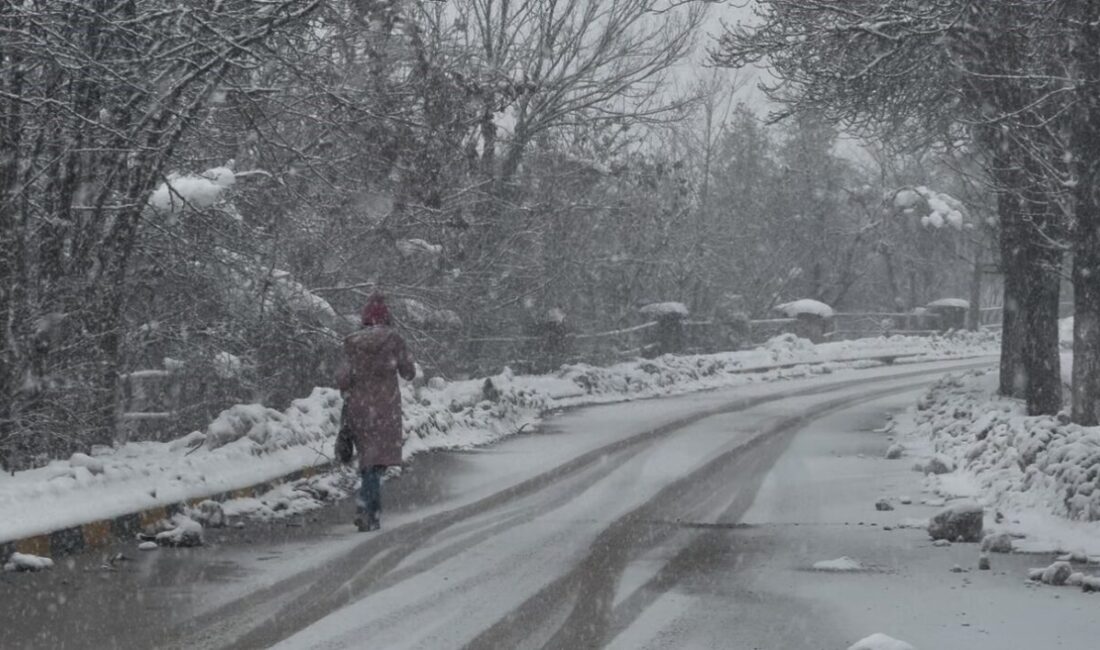 Karabük’te etkili olan yoğun kar yağışı ve olumsuz hava şartları