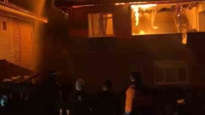 Karabük’ün Yenice ilçesinde iki katlı evde çıkan yangın itfaiye ekiplerince