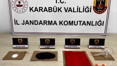 Karabük’te jandarma ekiplerince düzenlenen uyuşturucu operasyonlarında çok sayıda sentetik uyuşturucu
