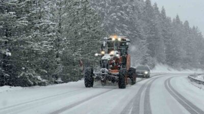 Karabük’ün yüksek kesimleri, sabah saatlerinde başlayan kar yağışıyla birlikte beyaza