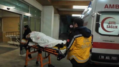 Karaman’da ikinci kattaki evinin penceresinden toprak zemine düşen şahıs yaralandı.