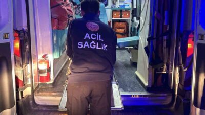 Adıyaman’da, sobadan sızan karbonmonoksit gazından zehirlenen 4 kişi hastaneye kaldırıldı.