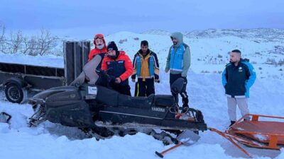Tunceli’nin Pertek ilçesinde solunum sıkıntısı yaşayan 74 yaşındaki hasta, AFAD,