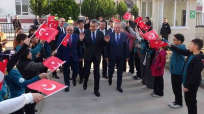 Mersin’de 401 bin 764 öğrenci için karne heyecanı yaşanırken, şehitlerin