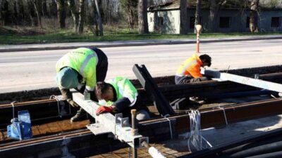 Kocaeli Büyükşehir Belediyesi, kentteki raylı sistem ağını Kartepe ilçesine ulaştırmak