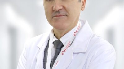 Genel Cerrahi Uzmanı Opr. Dr. Levent A. Kazak, kasık bölgesinde