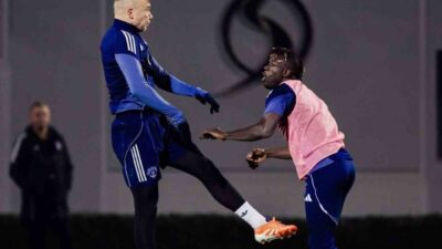 Kasımpaşa, devre arası kamp hazırlıkları için bulunduğu Antalya’da akşam yaptığı